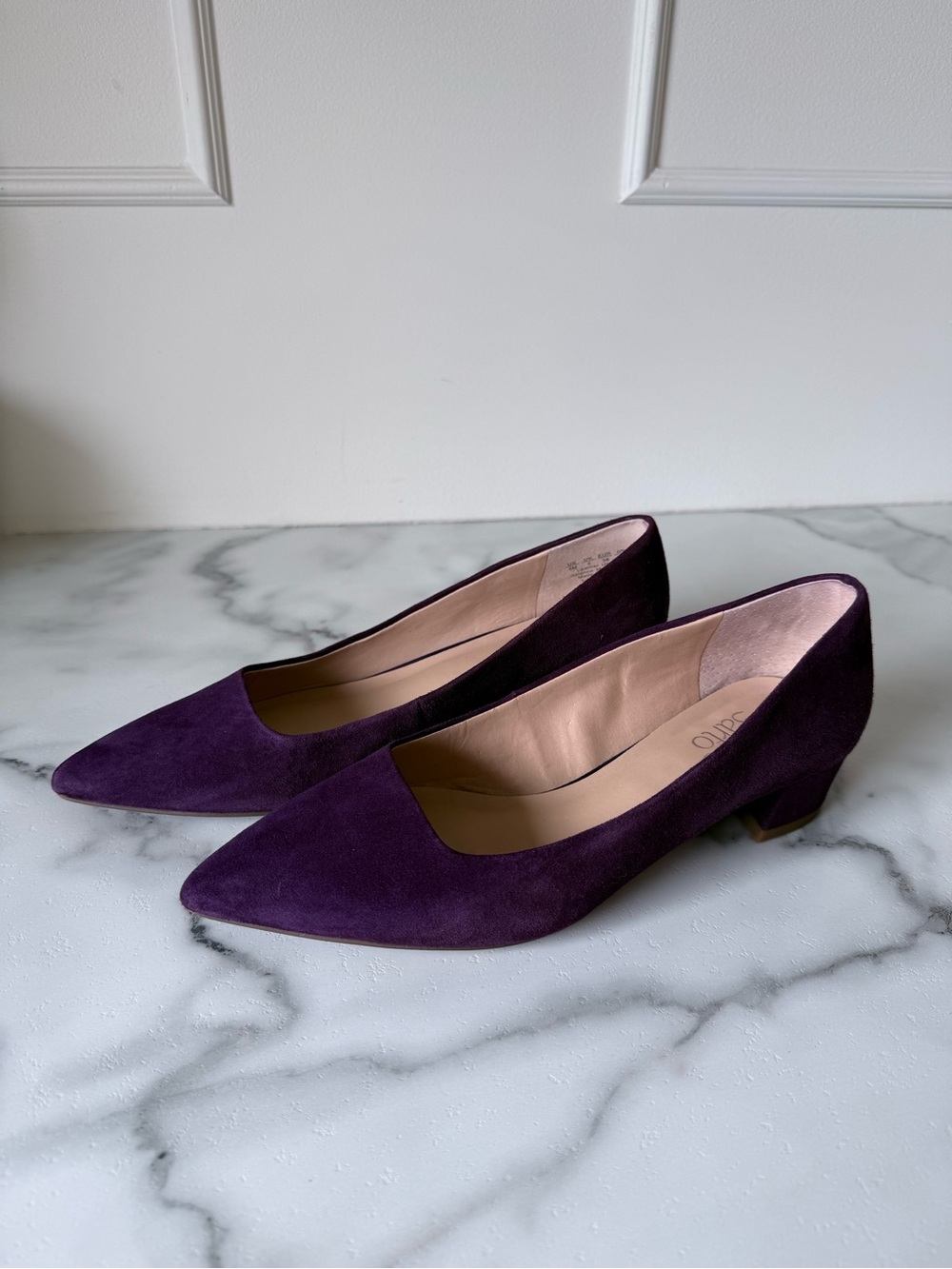 Franco Sarto Vincenza Pump Suede Chic Corporate Girlie Romantic Victorian size 8
